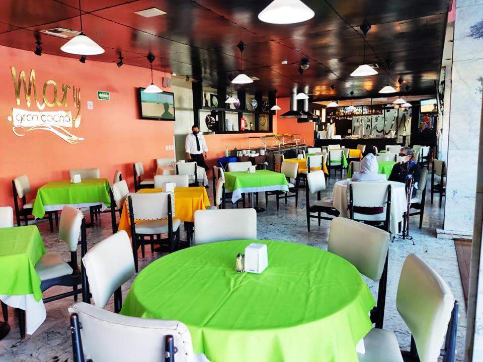 Hotel Mary Celaya Celaya  Kültér fotó
