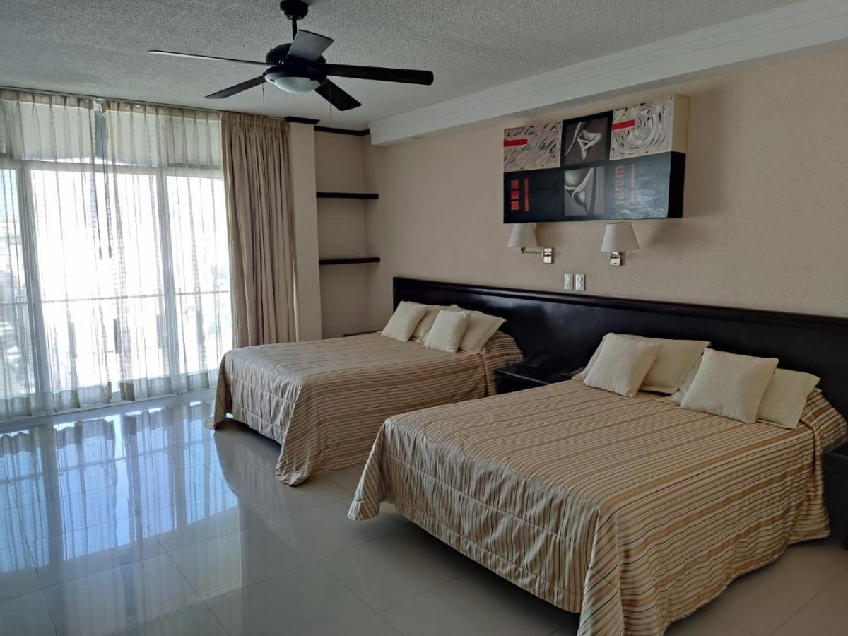 Hotel Mary Celaya Celaya  Kültér fotó